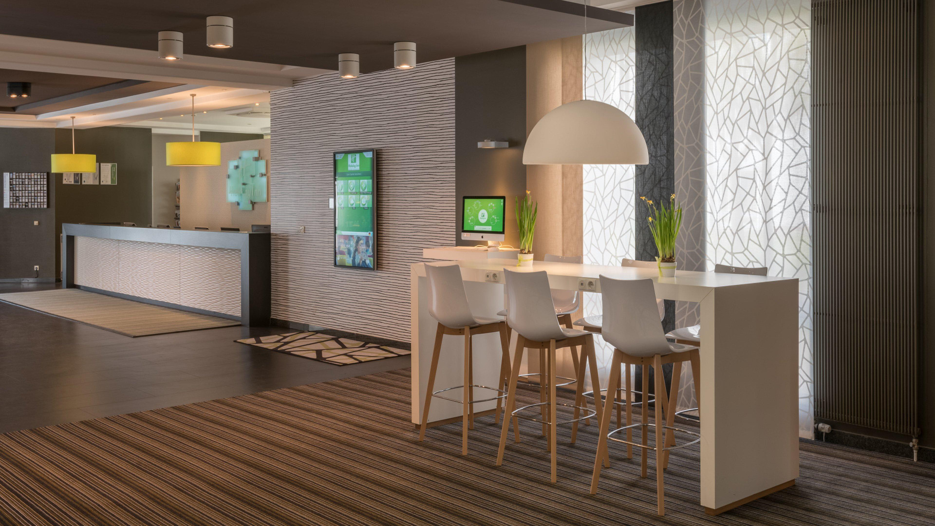 Vista Exterior Holiday Inn Munich-Unterhaching by IHG