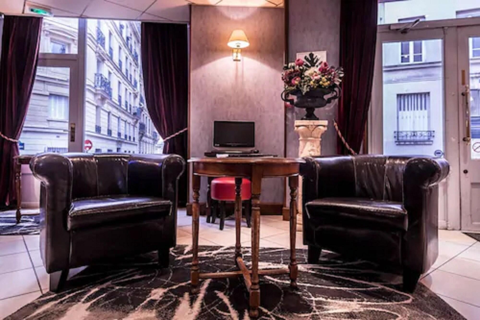 Vista Lobby Hotel de Senlis