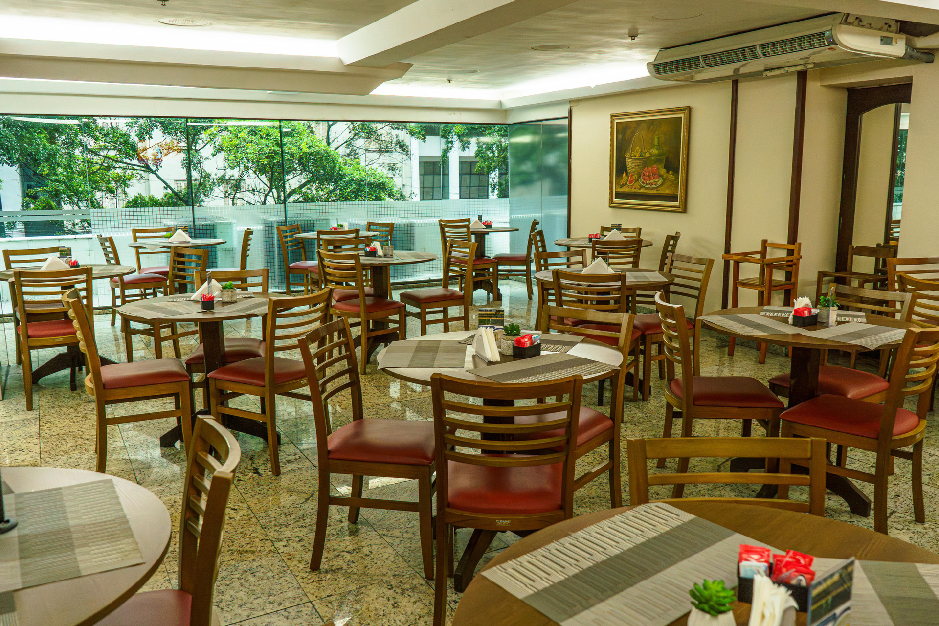 Restaurant Hotel Dan Inn Express Porto Alegre by Nacional Inn