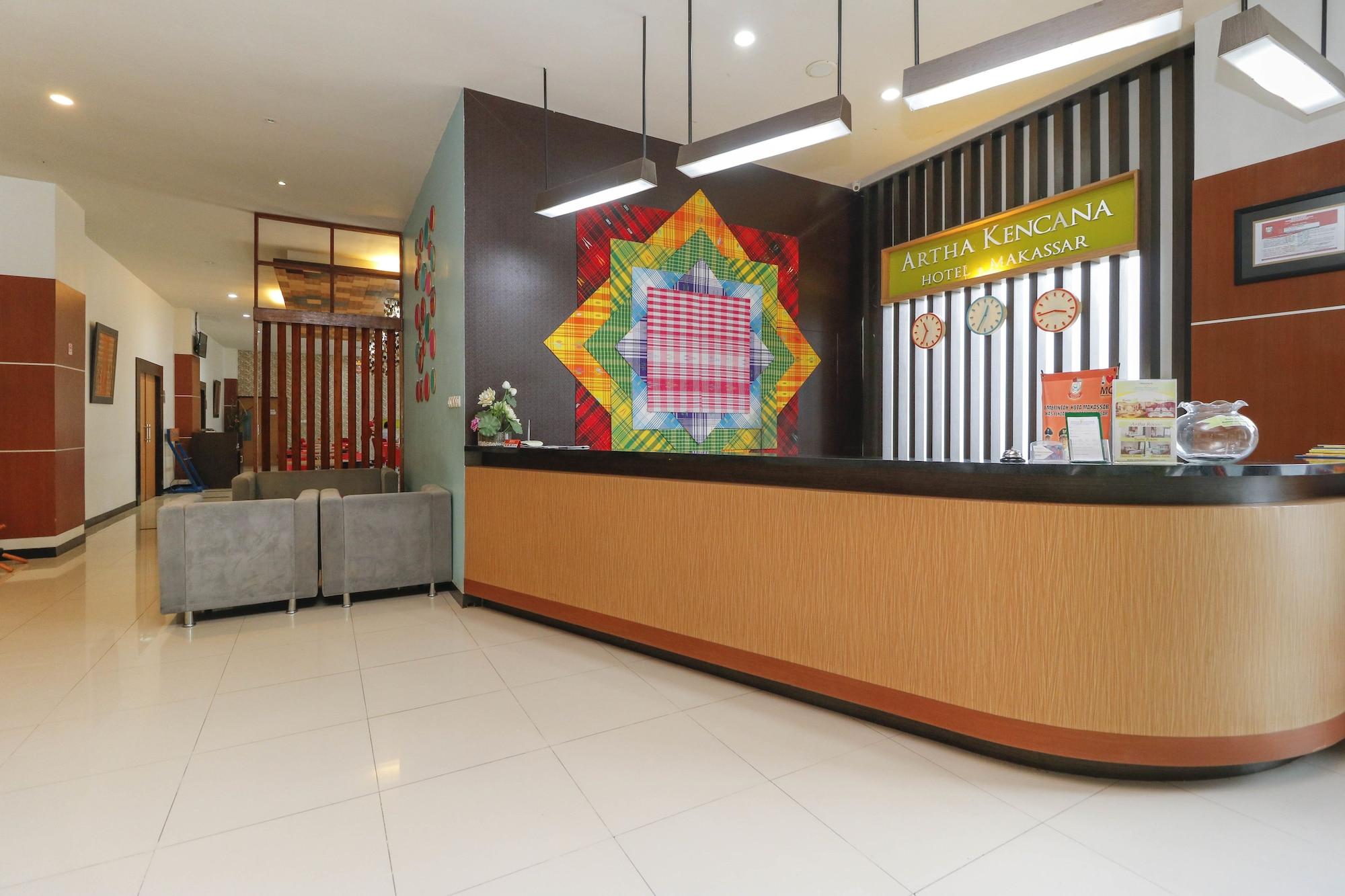 Vista Lobby RedDoorz Plus near Pantai Losari