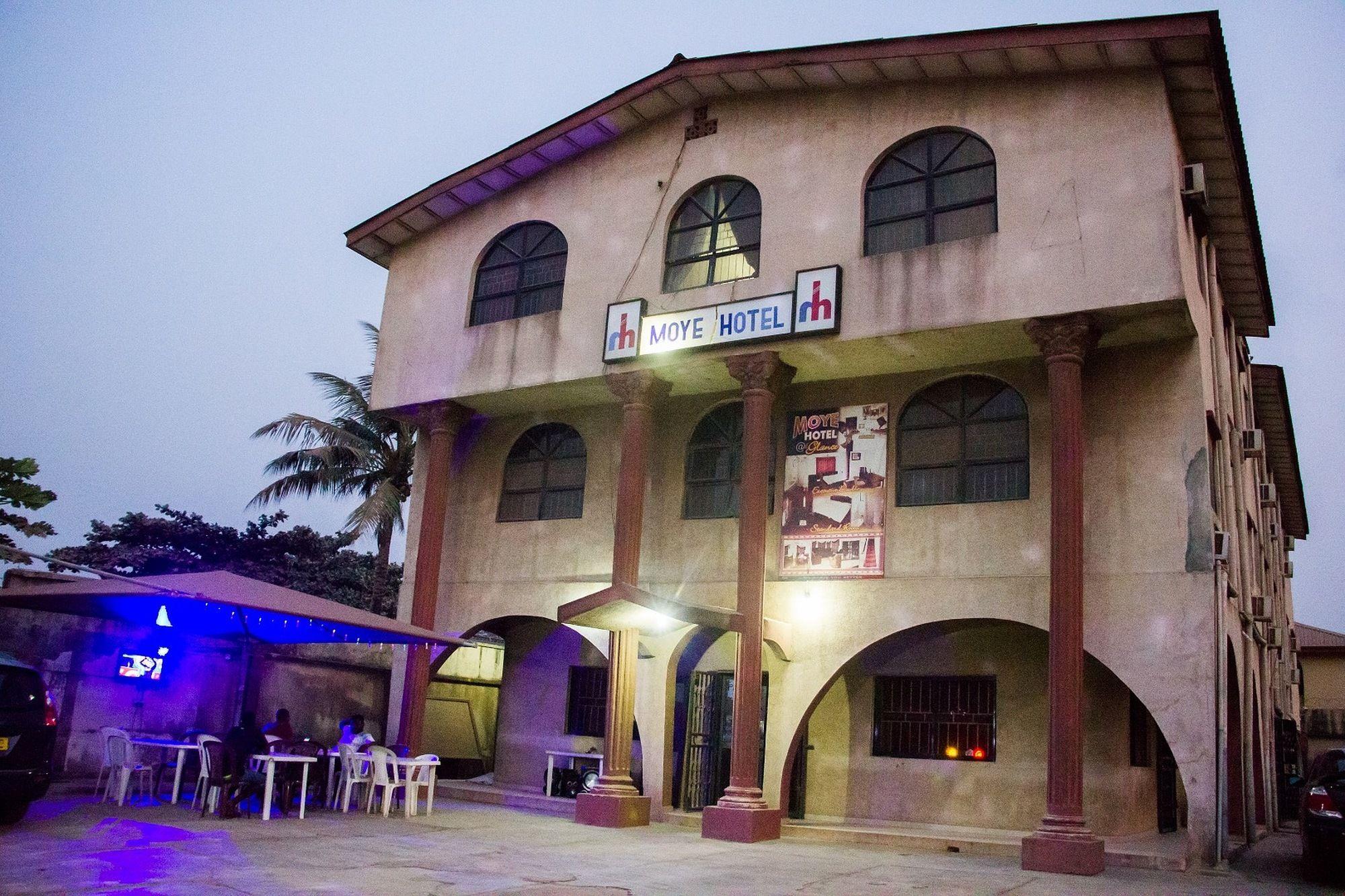Varios Moye Hotel