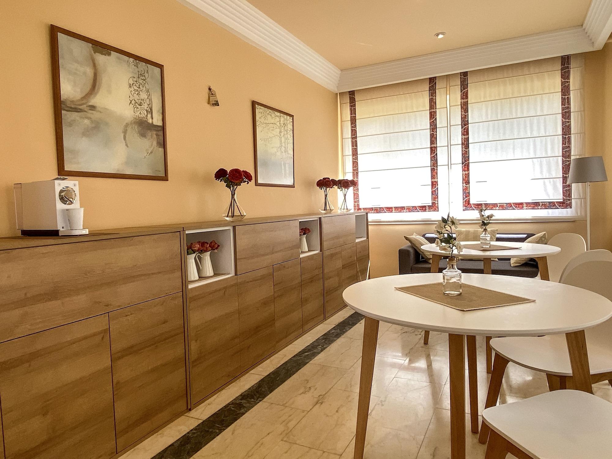 Sala de Reuniones Casablanca Hotel Studios
