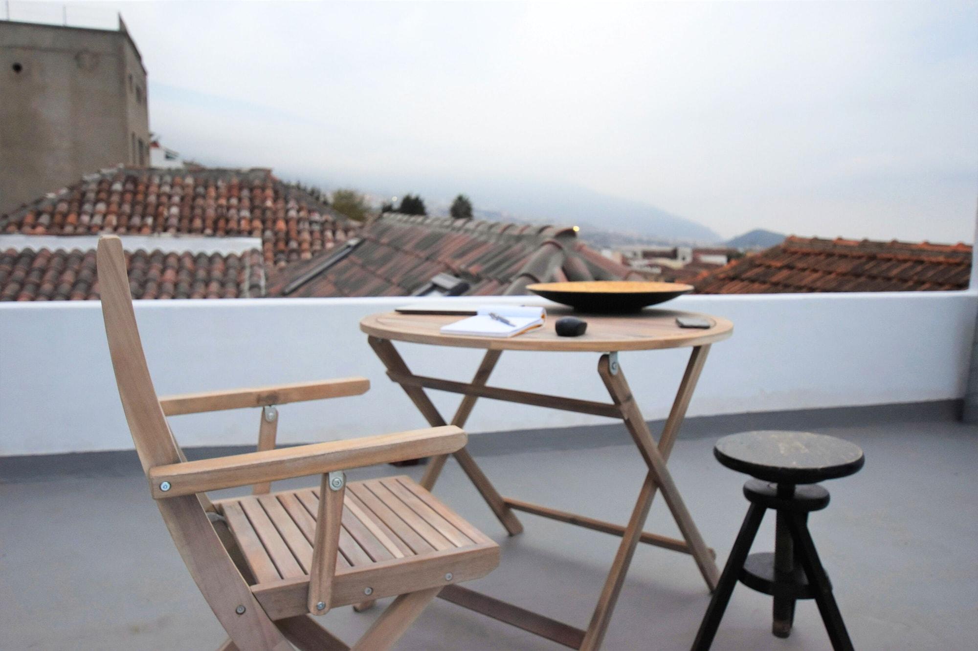 Vista Exterior Gato Azul Coliving