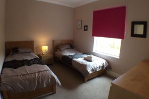 Alquiler Vacacional - Bengali Holiday Cottage - Sleeps 8 - Luxury Bungalow - Great Location