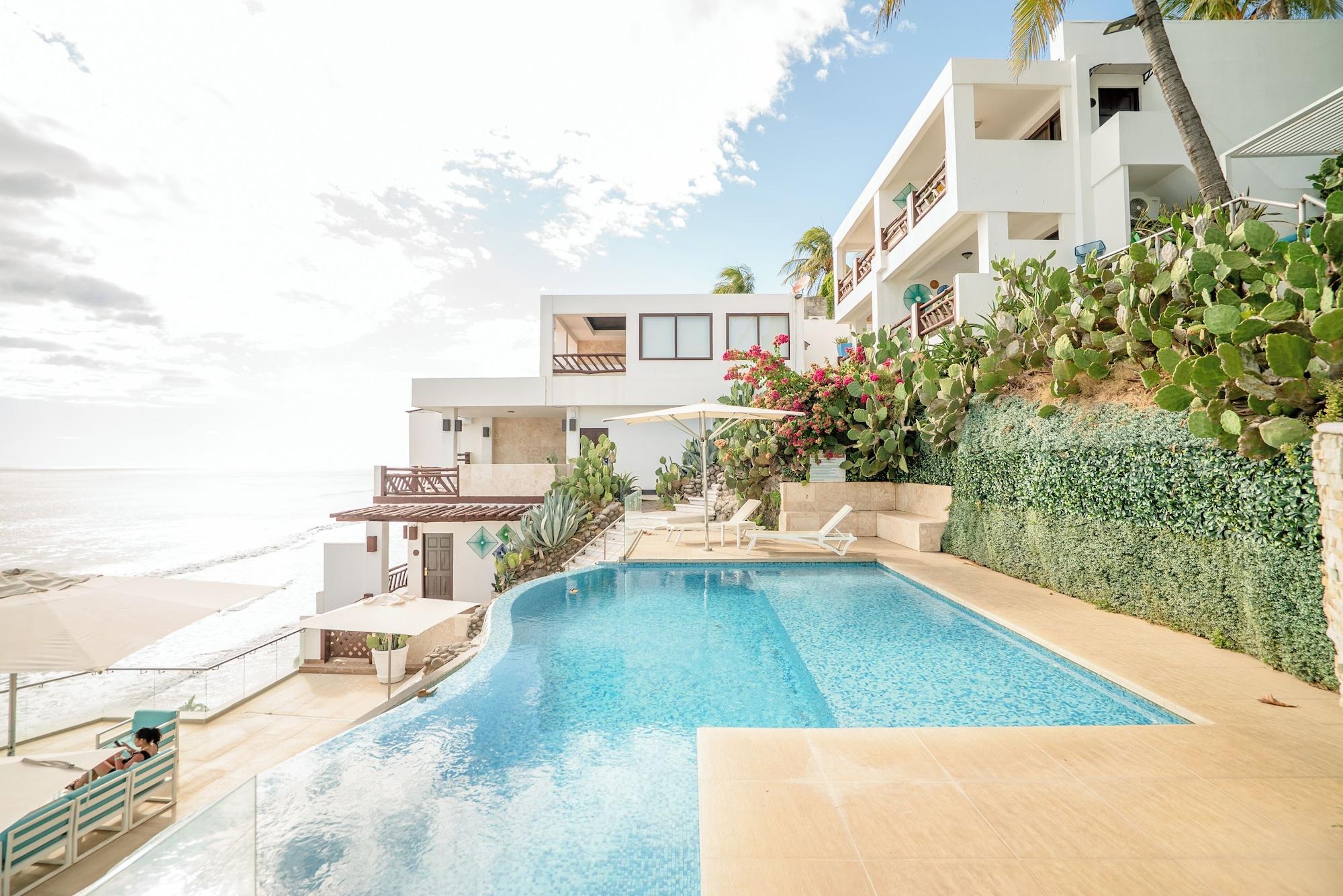 Vista Exterior Hotel Los Farallones
