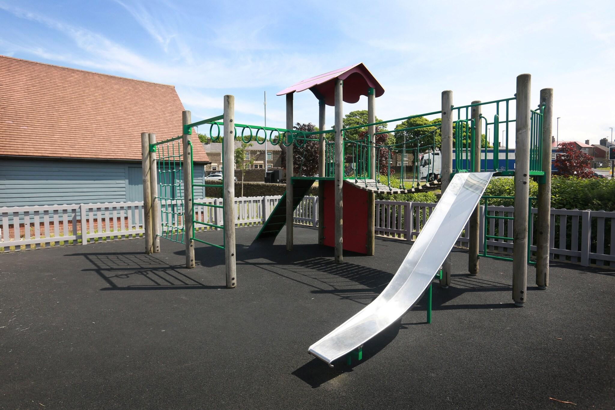 Instalaciones Recreativas Willows, Blackburn by Marston's Inn