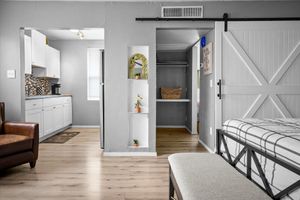 Alquiler Vacacional - 20 Chelsea Place 1 Bedroom Condo by RedAwning