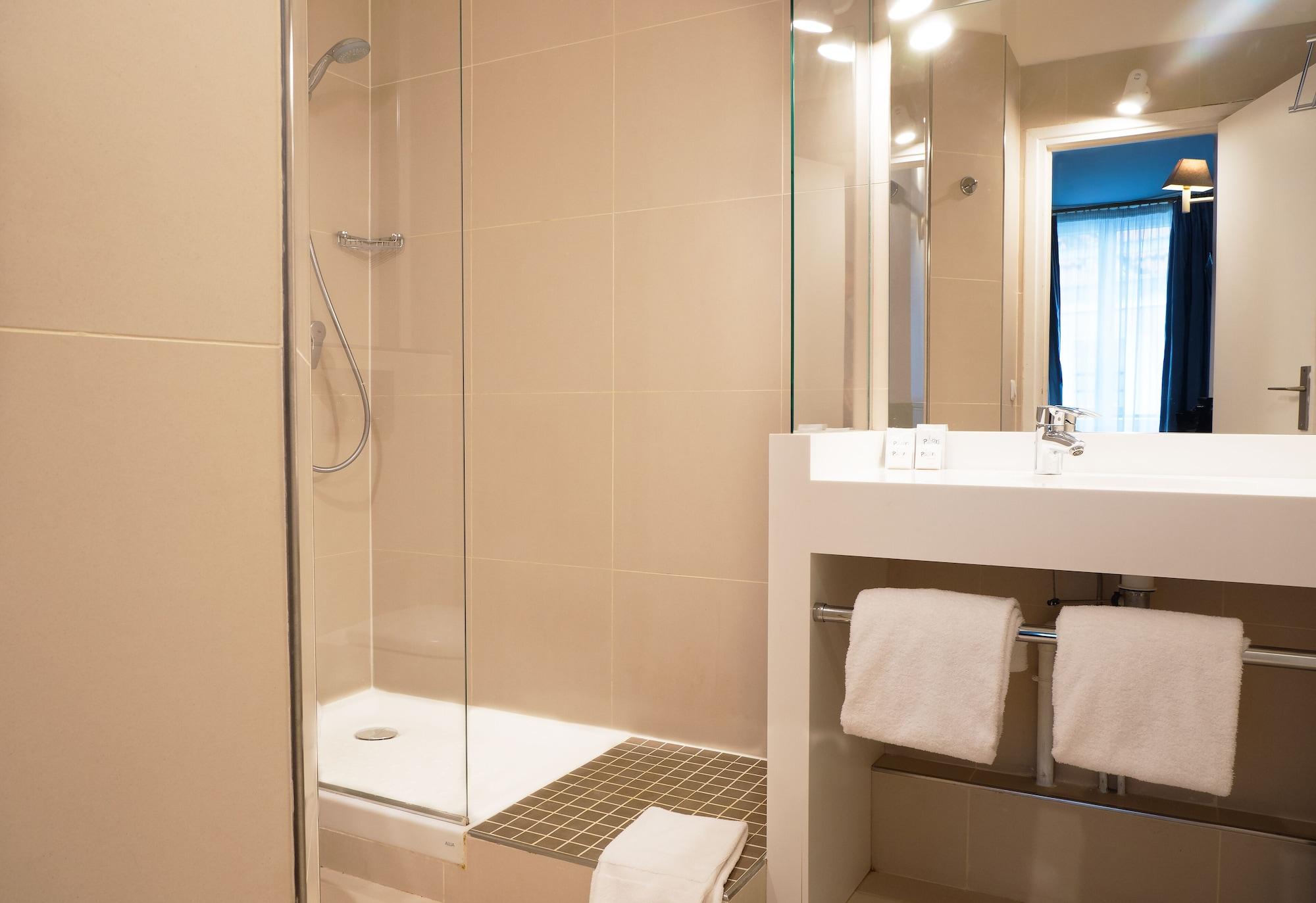 Equipamiento de Habitación Hotel du Cygne Paris
