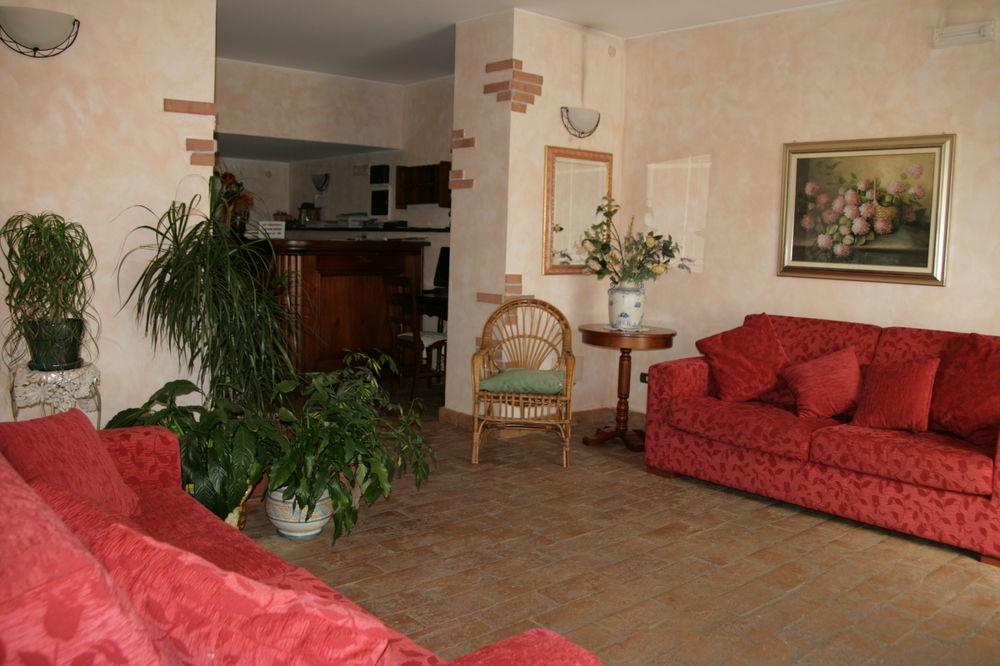 Vista Lobby Hotel La Villa