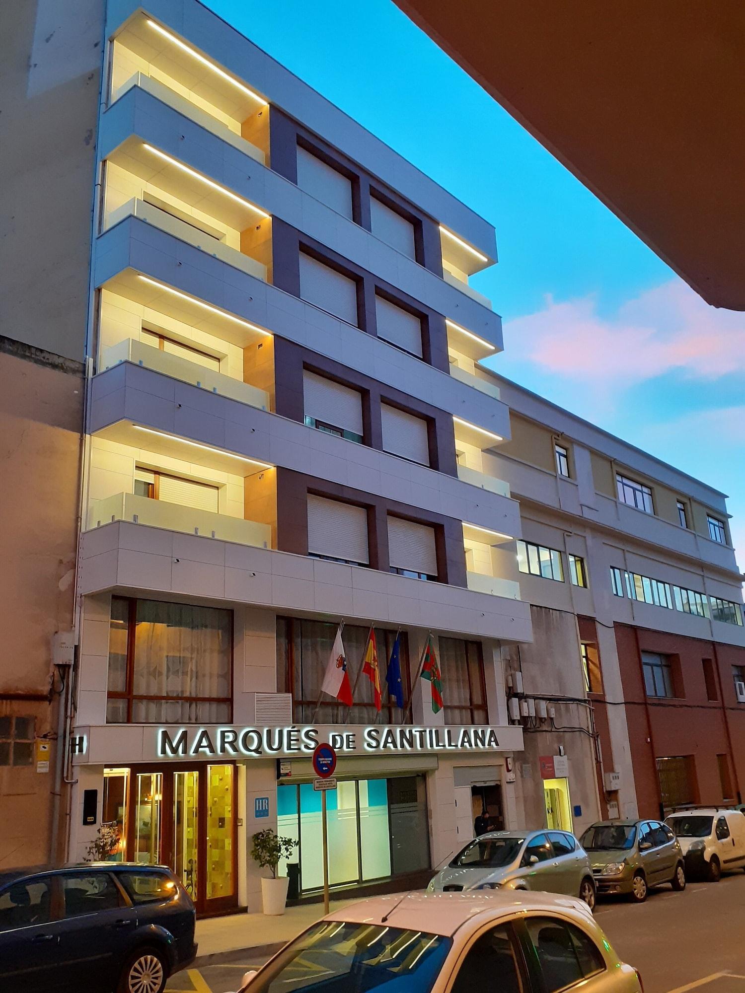 Vista Exterior Hotel Marqués de Santillana
