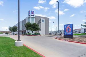 Alojamiento - Motel 6 Laredo, TX - Airport