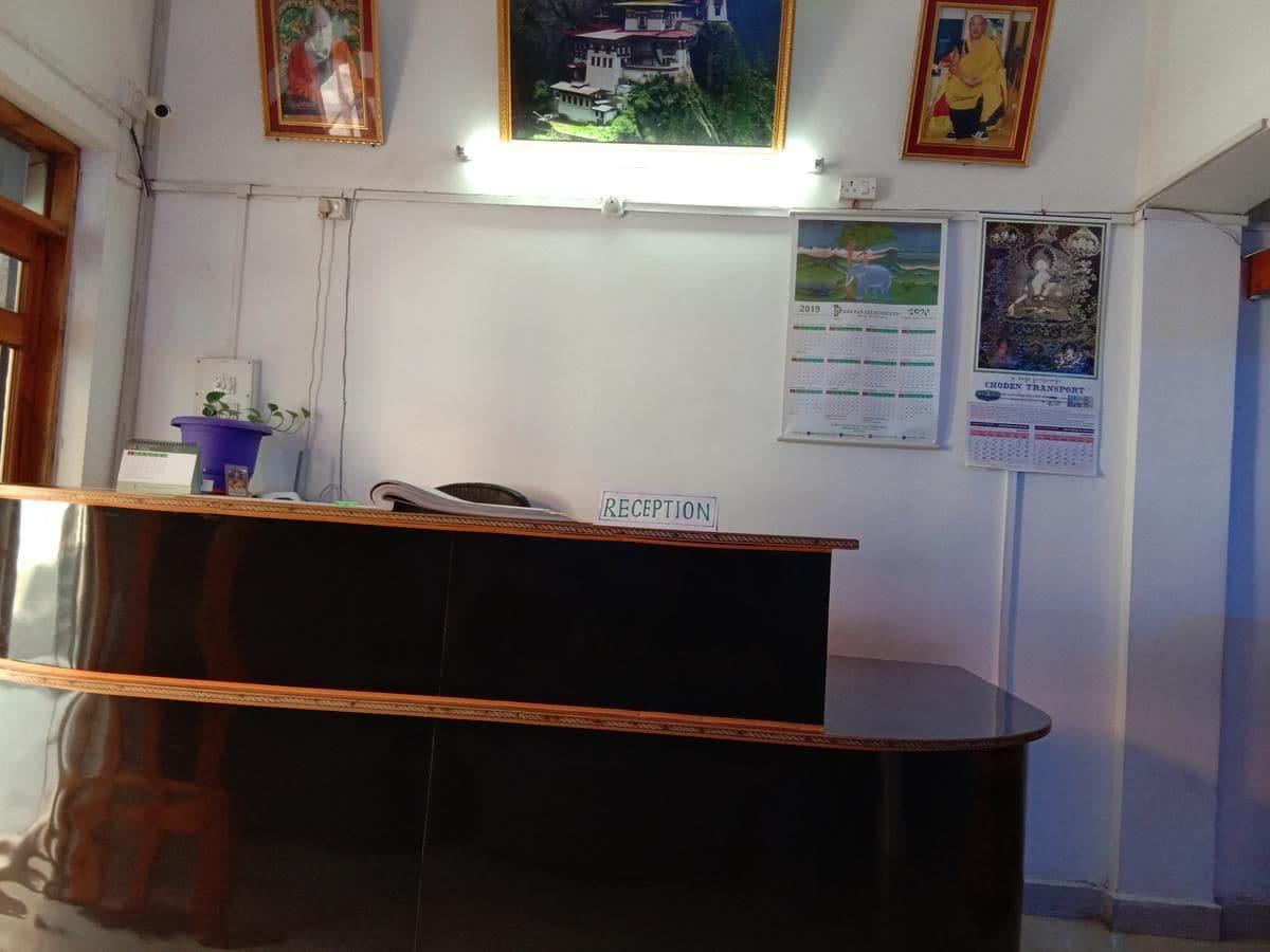 Vista Lobby Hotel Thuenpa Puenzhi