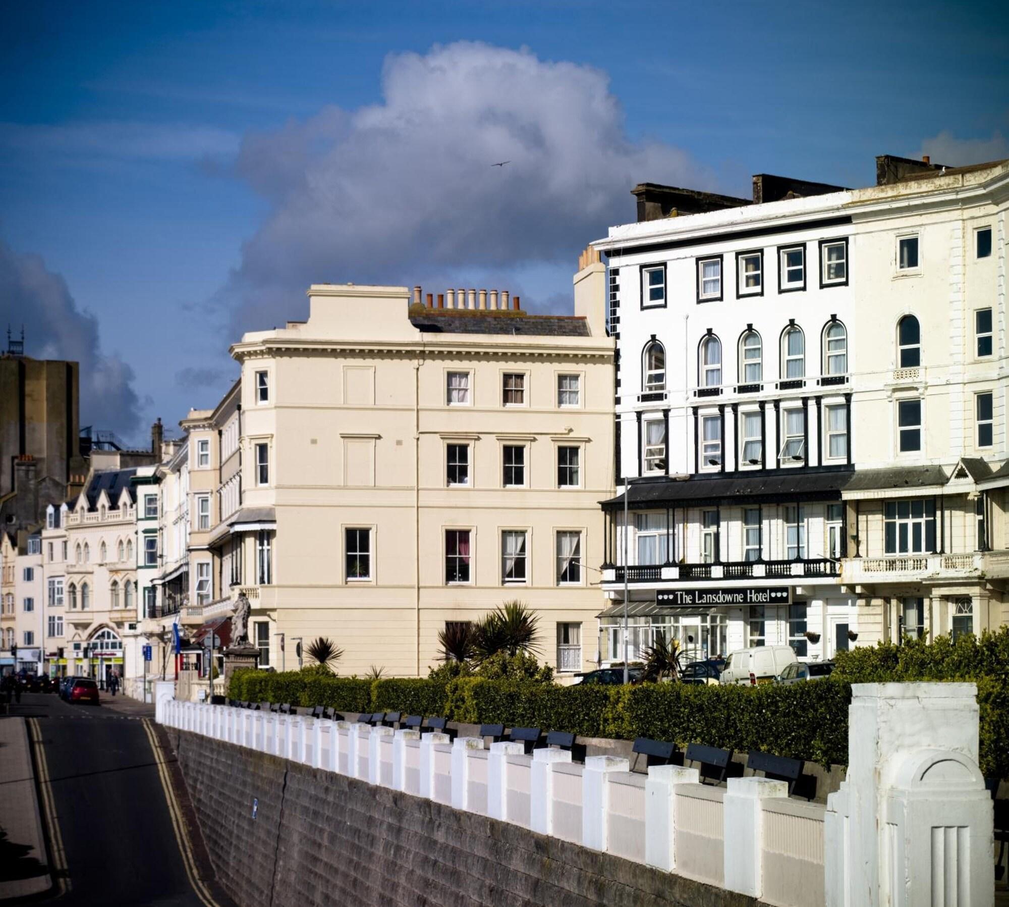 Vista Exterior Lansdowne Hotel