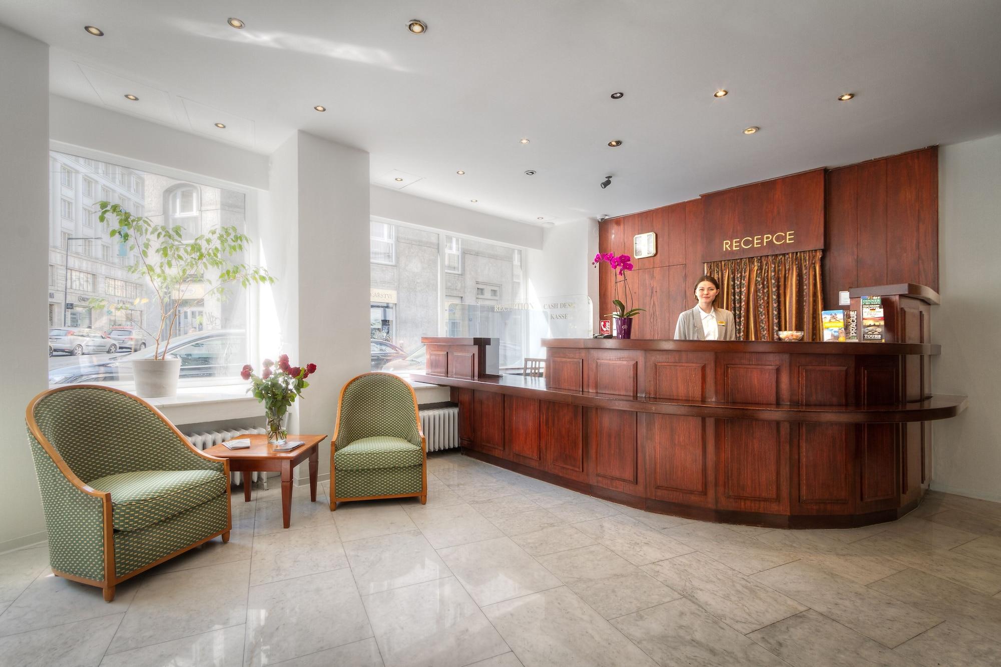 Vista Lobby Hotel Harmony
