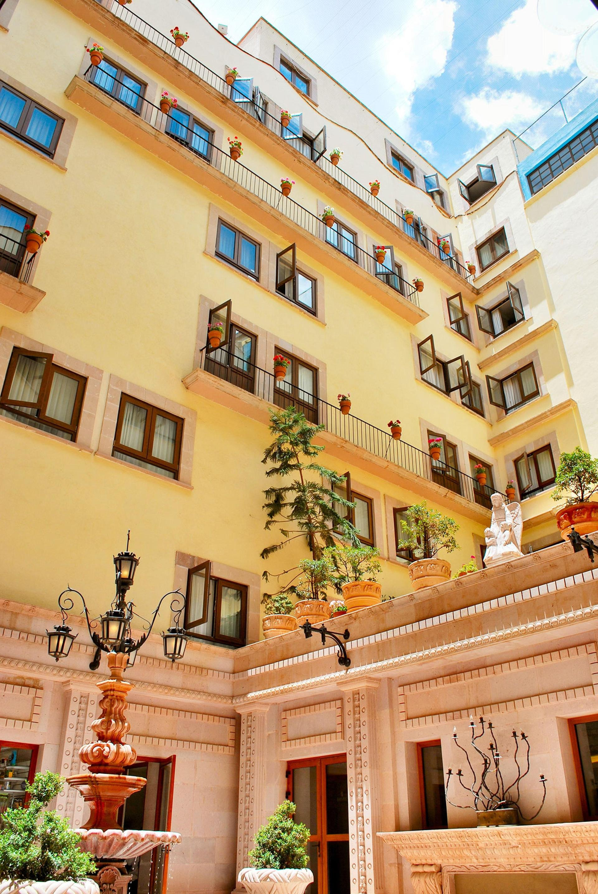 Vista Lobby Hotel Emporio Zacatecas