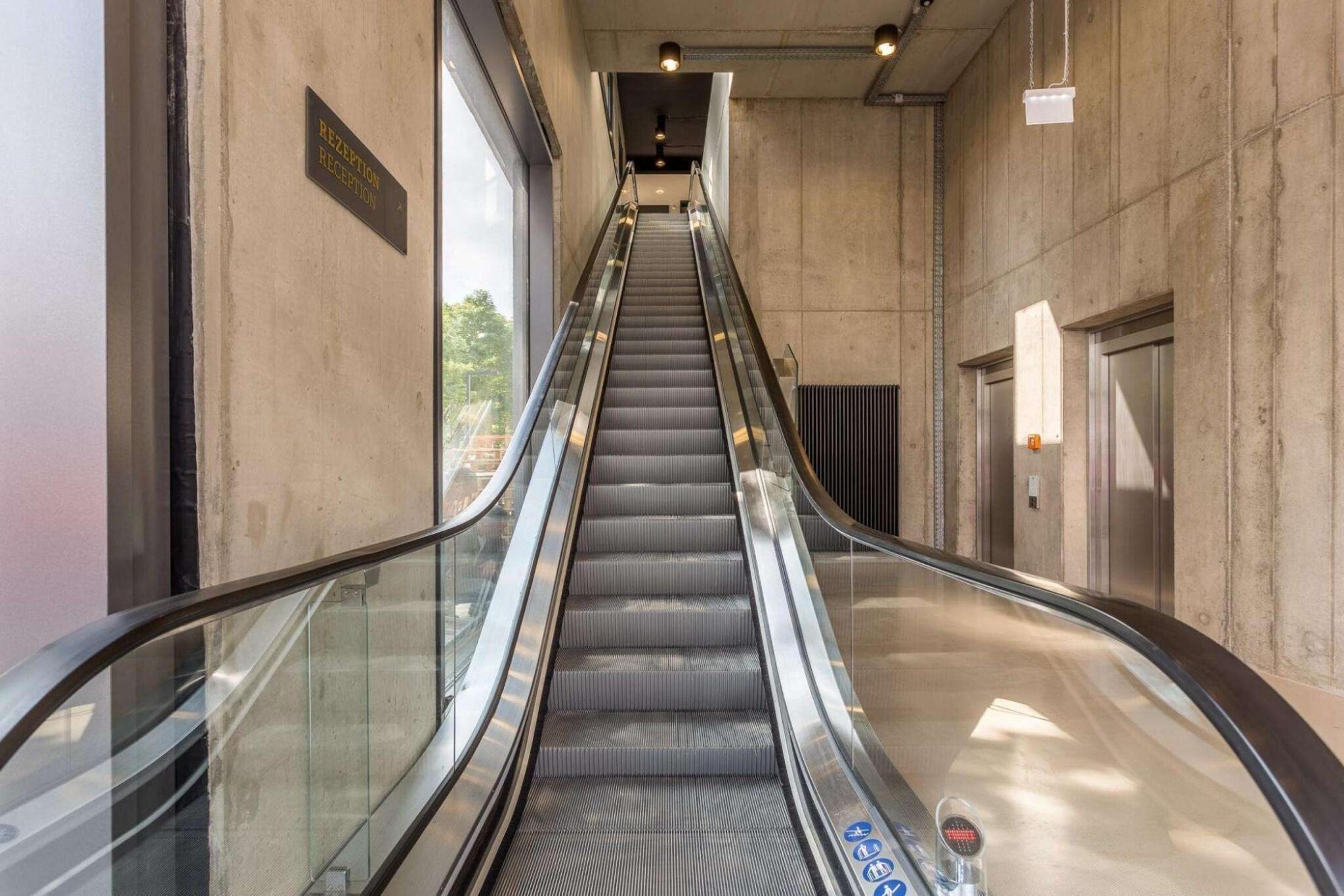 Vista Exterior Gambino Hotel Cincinnati