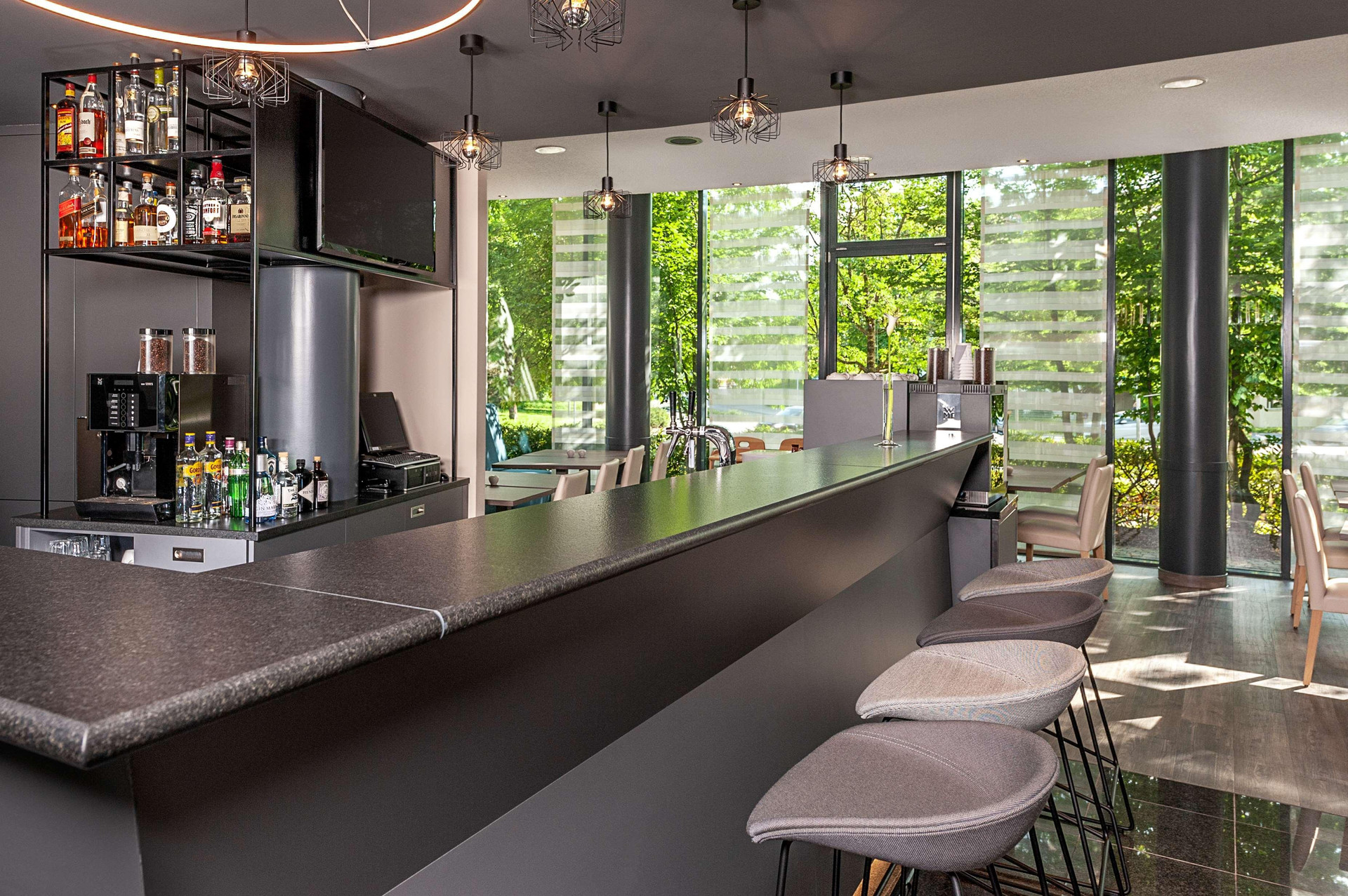 Bar/Salón NH München Unterhaching