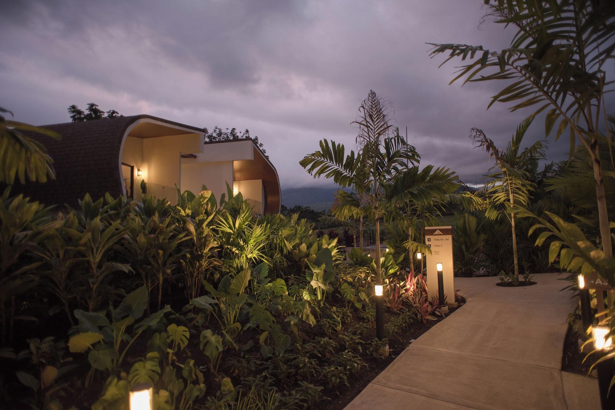 Vista Exterior Fortuna Retreat