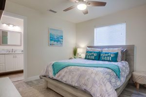 Alquiler Vacacional - Amazing single family home just steps to the ocean in Mission Beach.