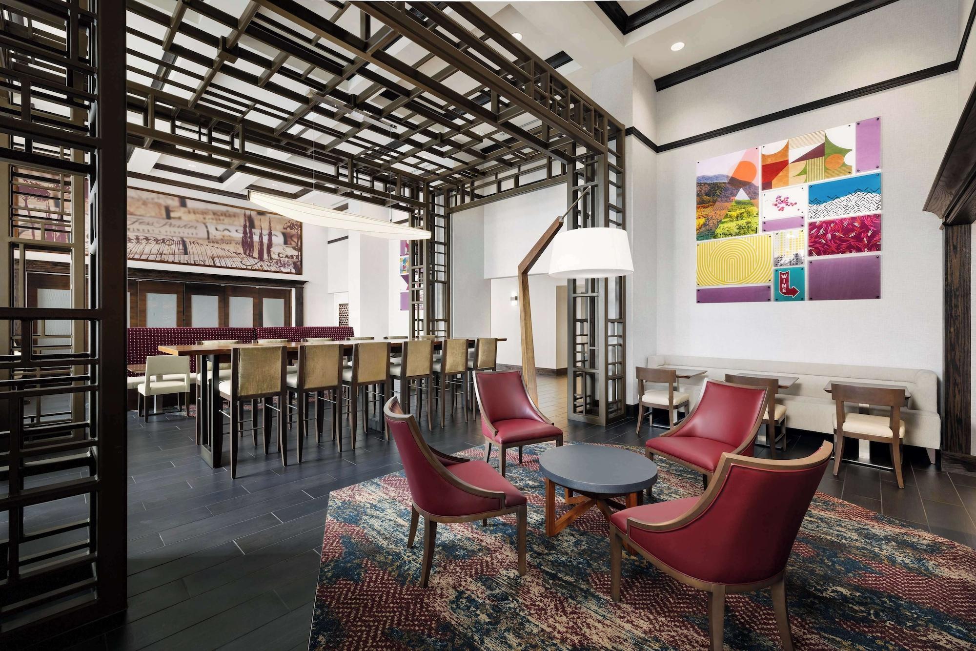 Vista Lobby Hampton Inn & Suites Napa
