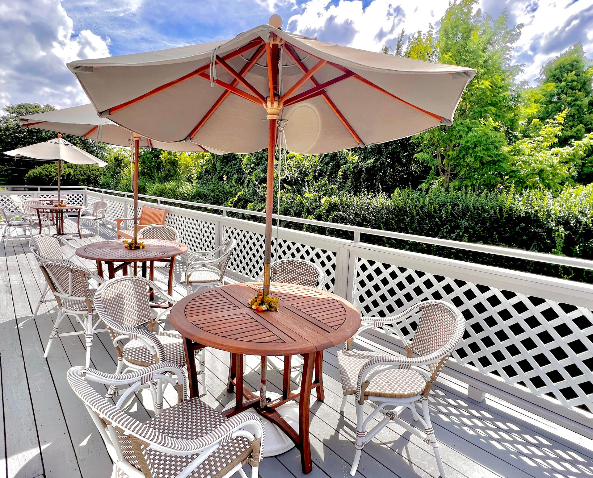 Varios The Carriage House Inn