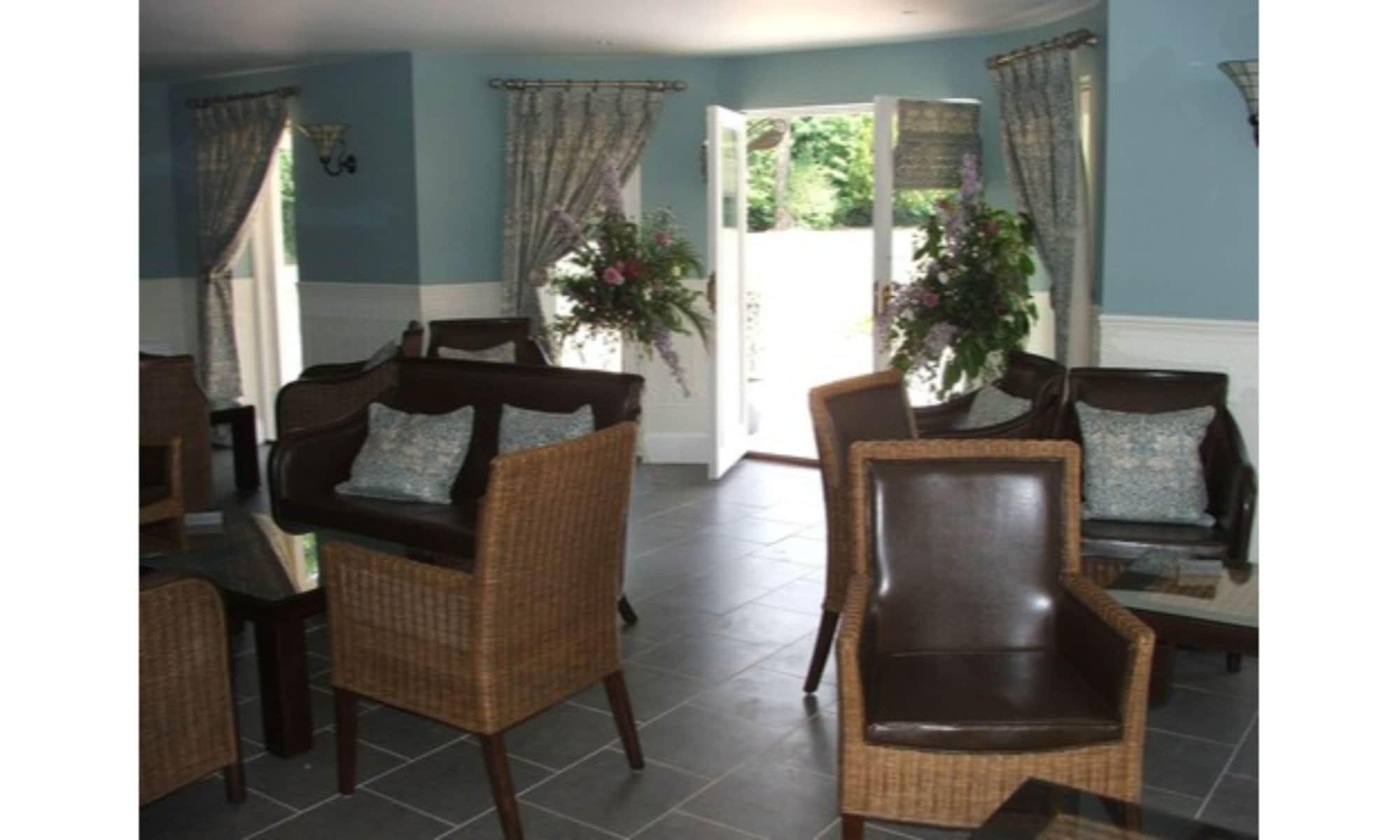 Bar/Salón Albert Cottage Hotel