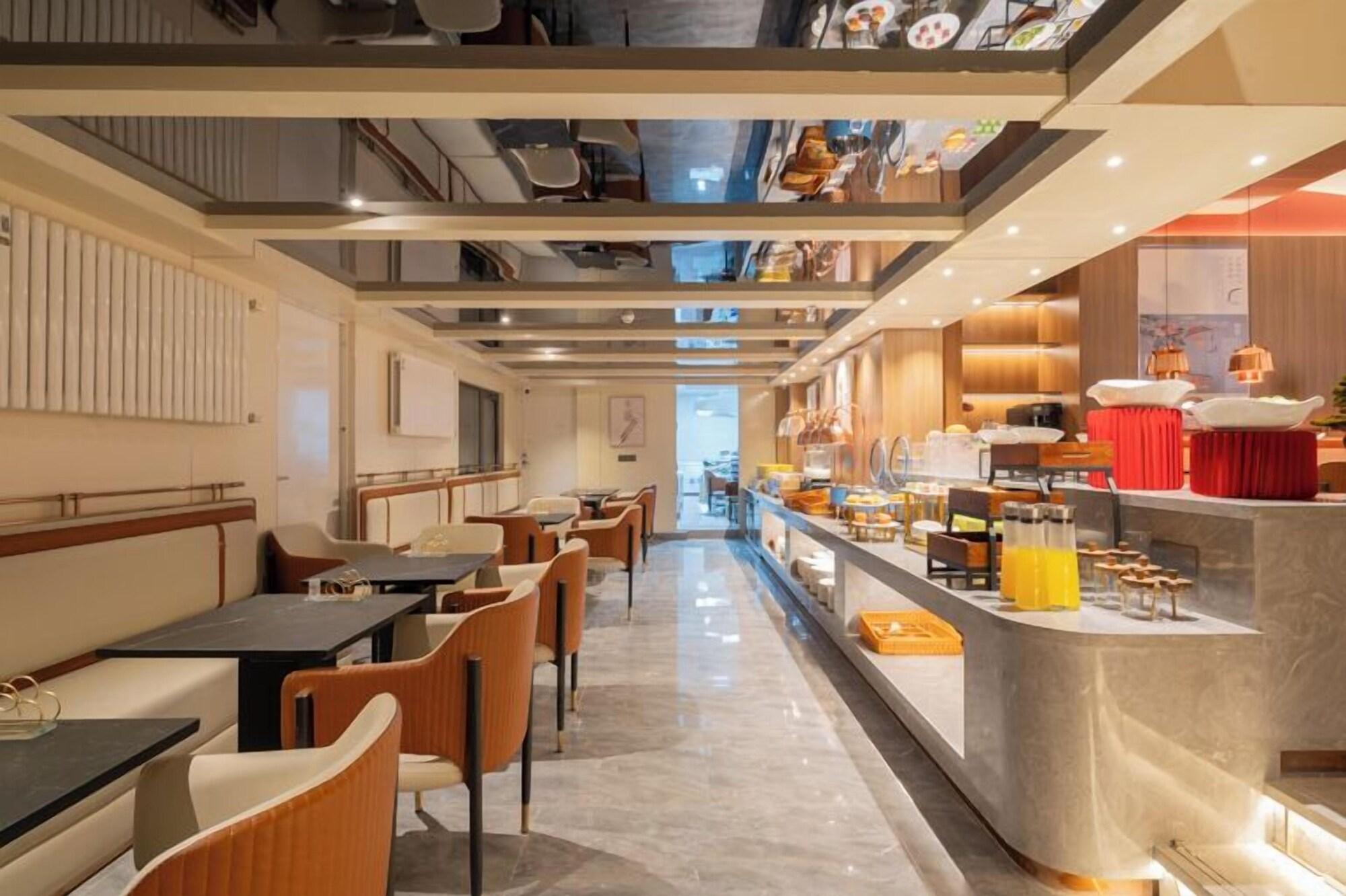 Restaurant National Music Hotel