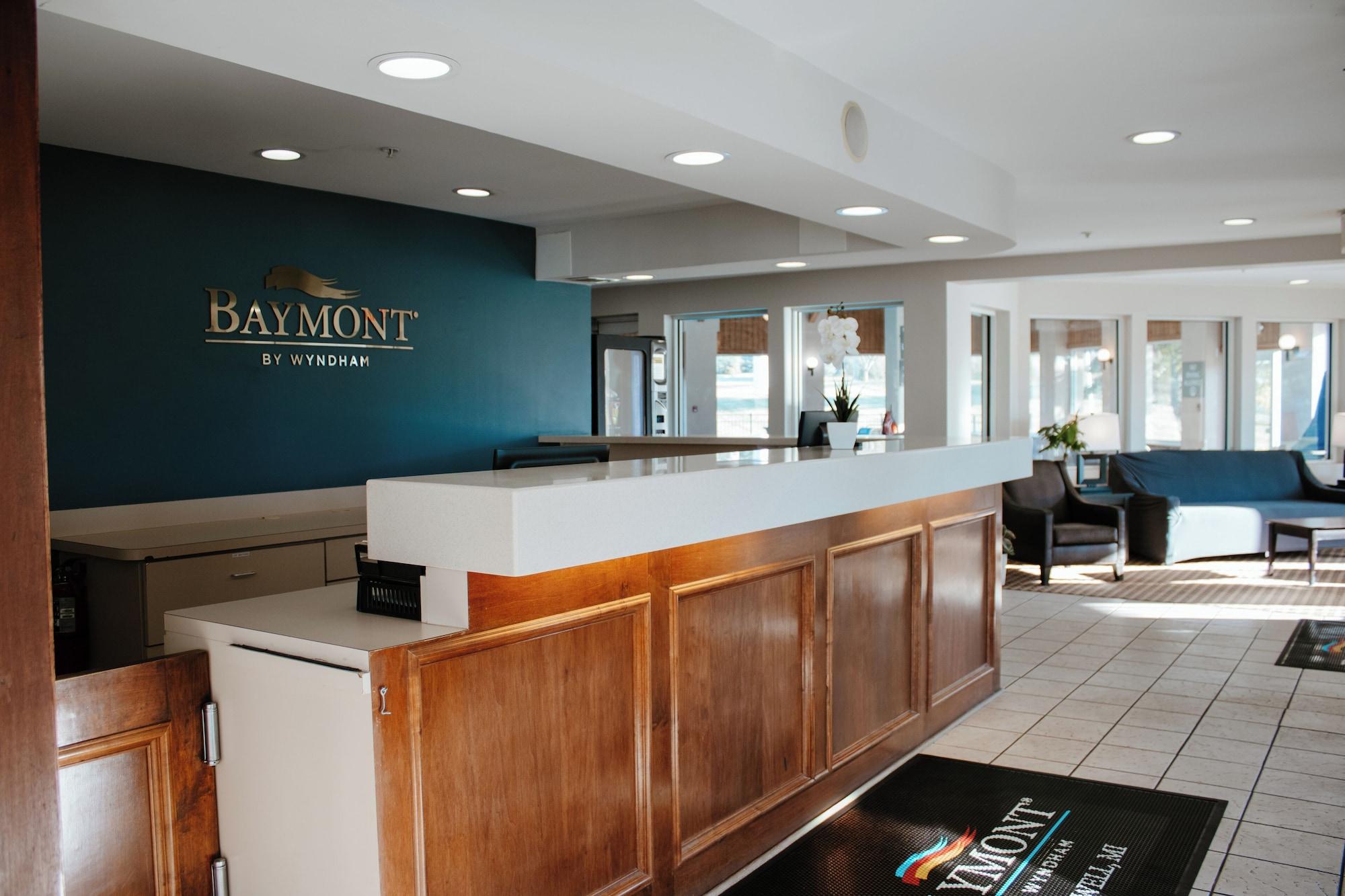 Vista Lobby Baymont by Wyndham Howell/Brighton