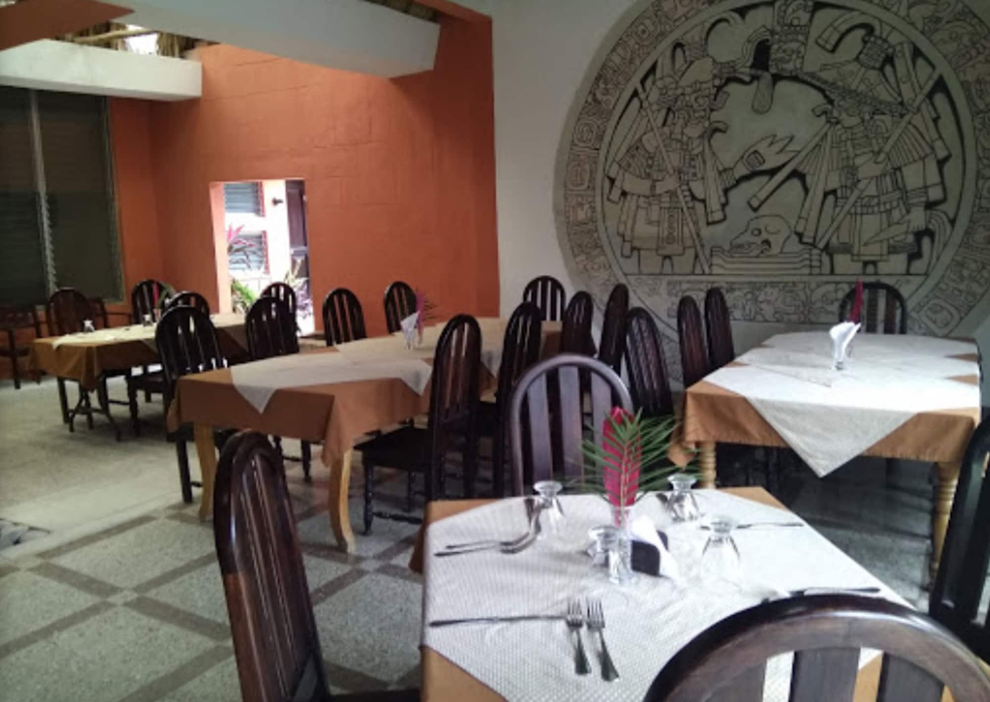 Restaurant Hotel Tikal Inn