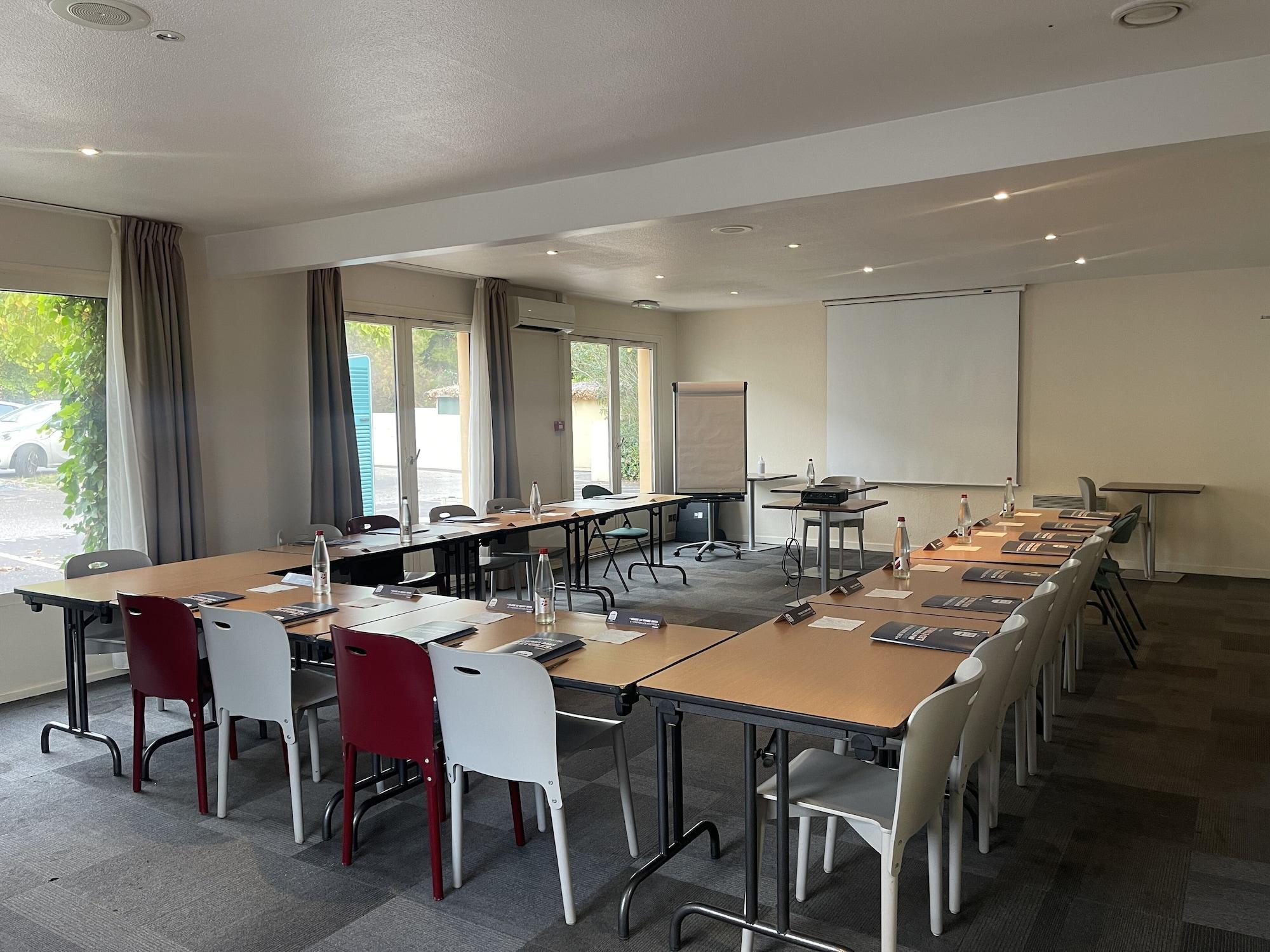 Sala de Reuniones Kyriad Direct Montpellier St Jean de Vedas – La Peyrière
