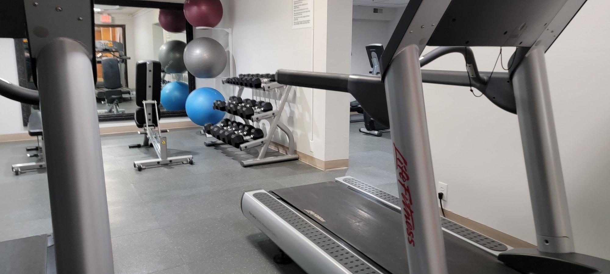 Gimnasio Clarion Inn and Suites Convention Center Kearney