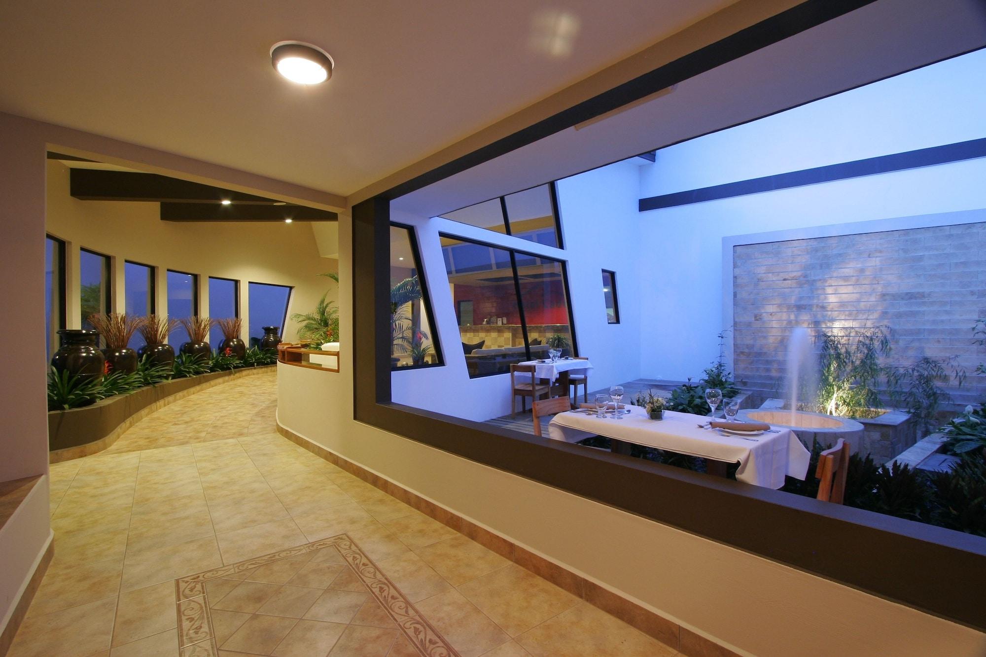 Varios Hotel Ladera
