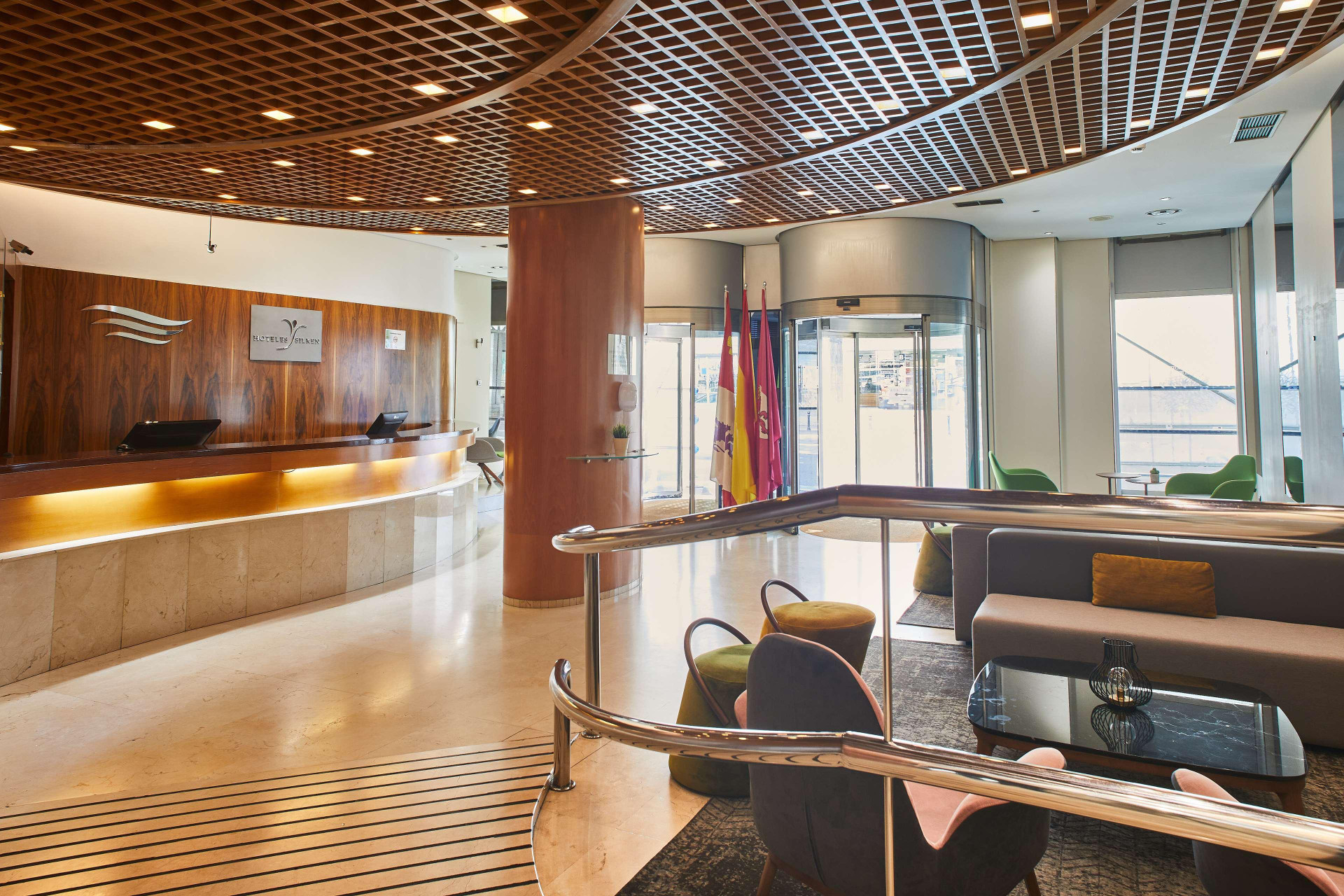 Vista Lobby Hotel Silken Luis de León