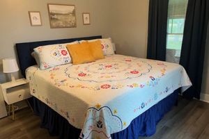 Alquiler Vacacional - Charming 3-bedroom house 2 minutes from the Marh Park Arboretum in Madisonville
