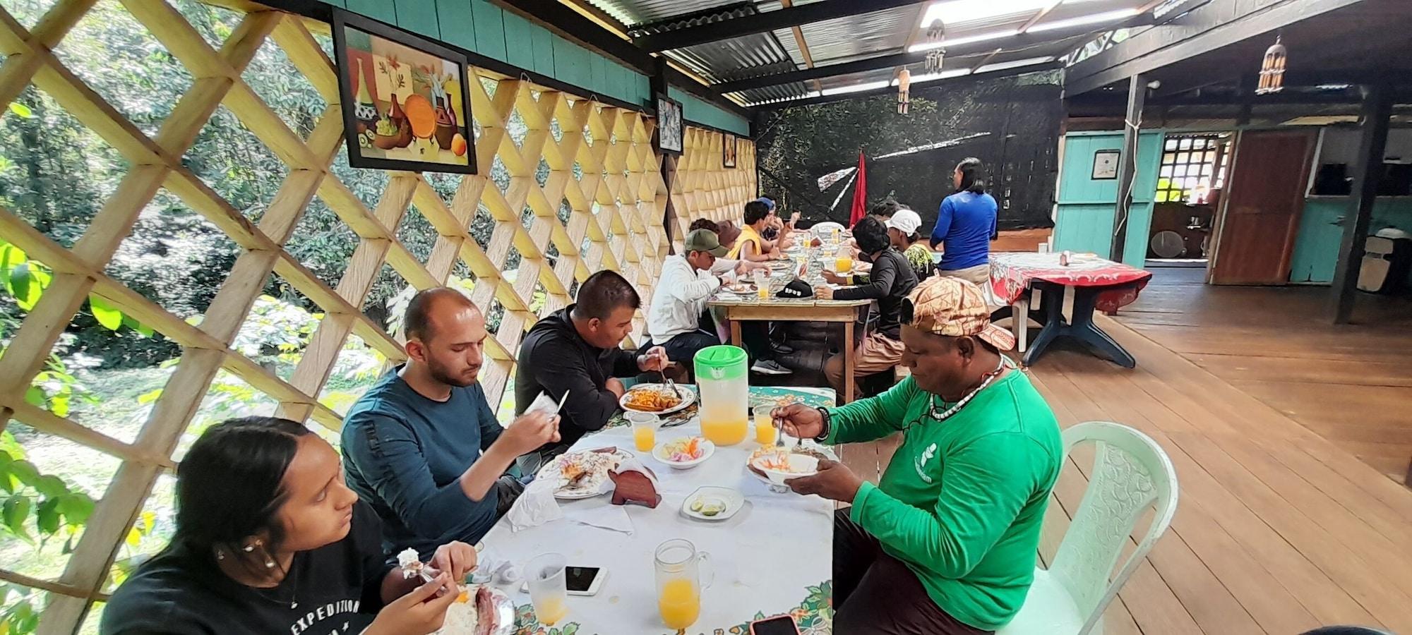 Restaurant Hostal Ebenezer Macedonia Tikuna