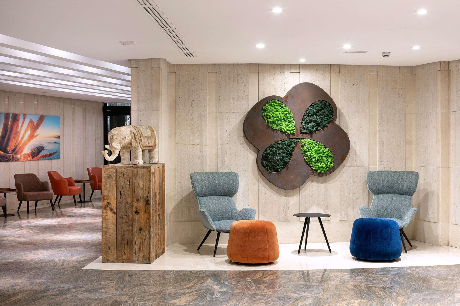 Vista Lobby Sol Barbacan