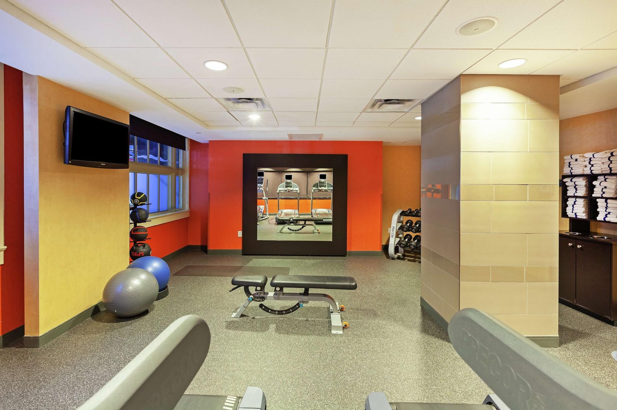 Gimnasio Home2 Suites by Hilton San Antonio Downtown - Riverwalk, TX