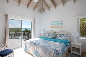 Arriendo temporal - Tranquilville - Newly Remodeled Estate, Calm Caribbean W/pool 4 Bedroom Home