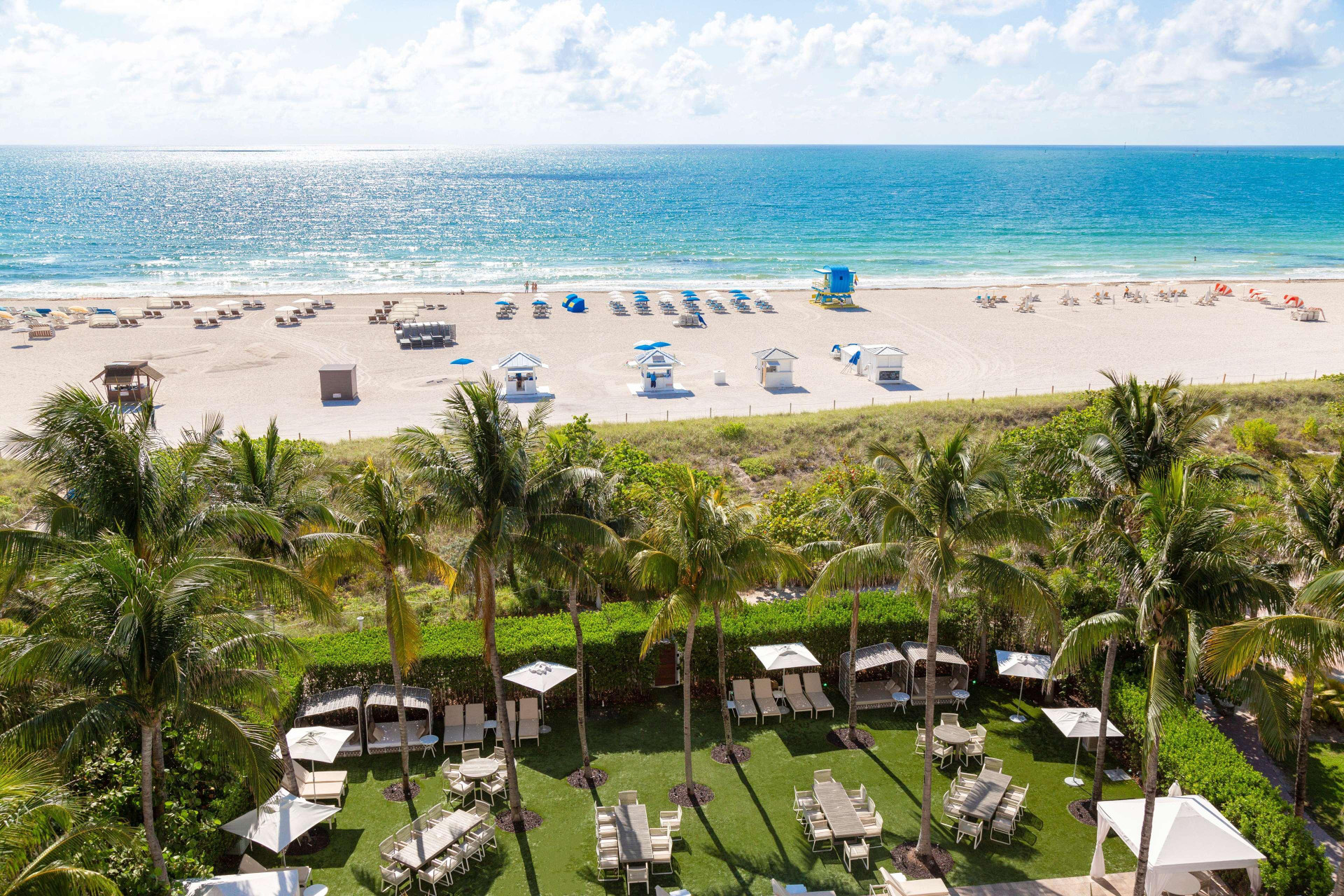 Vista Exterior Hilton Bentley Miami/South Beach