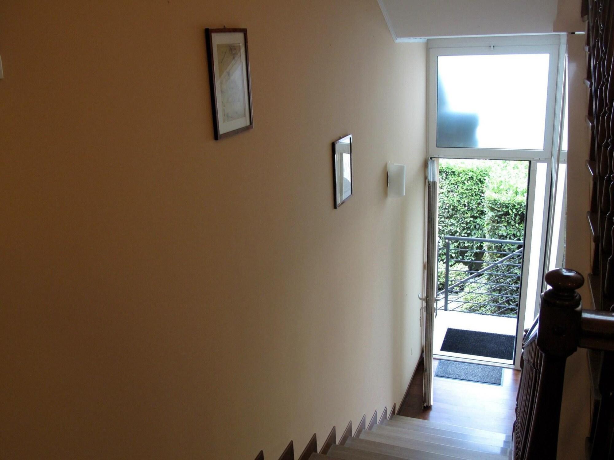 Vista Lobby B&B Elio's Place