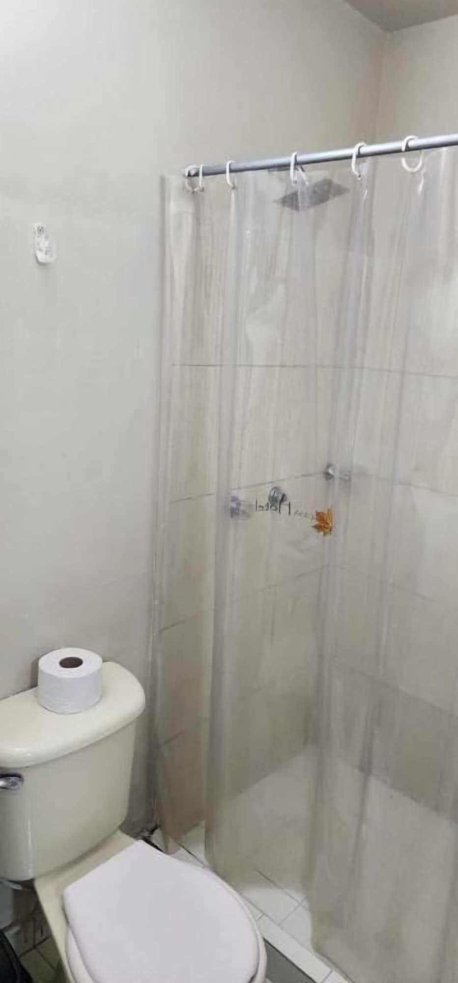 Equipamiento de Habitación HOTEL  DISTRITO UNICENTRO