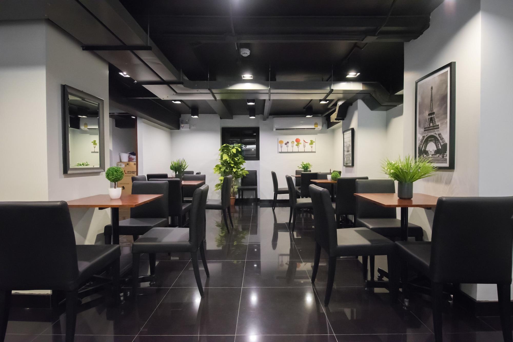 Restaurant Sovereign Group Hotel