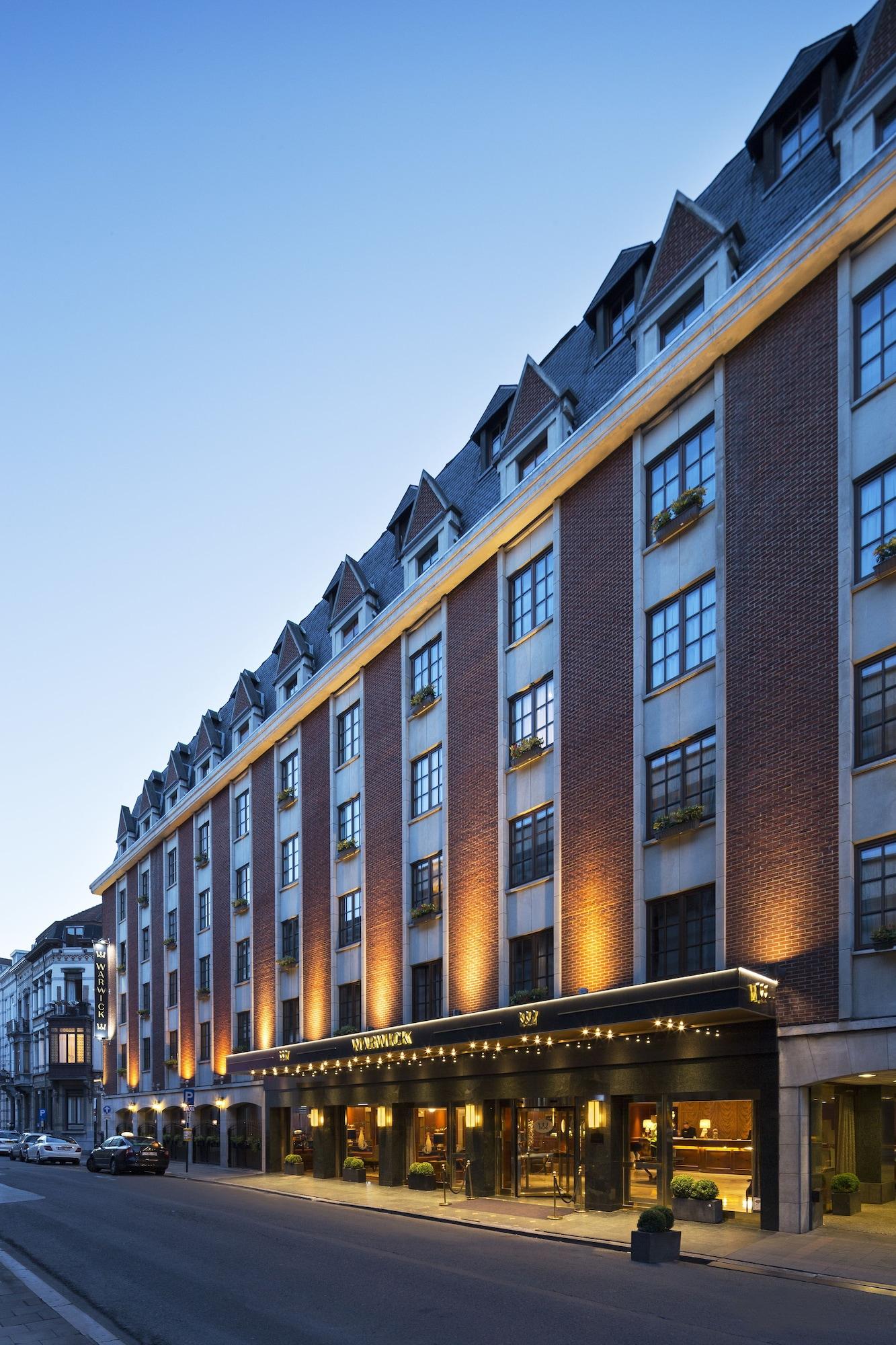 Vista Exterior Warwick Grand-Place Brussels