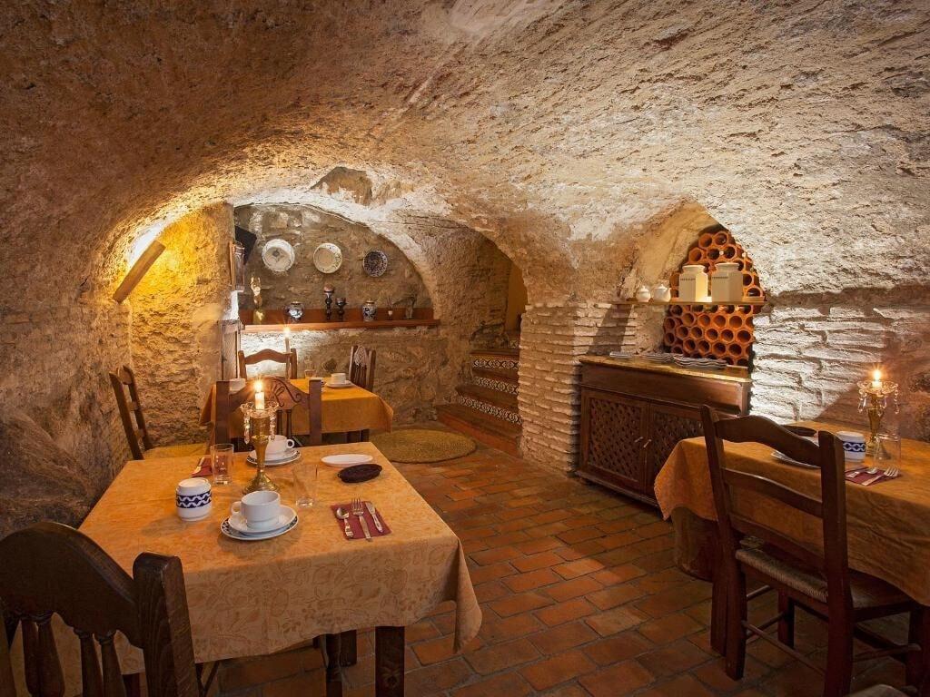 Restaurant Almunia De San Miguel