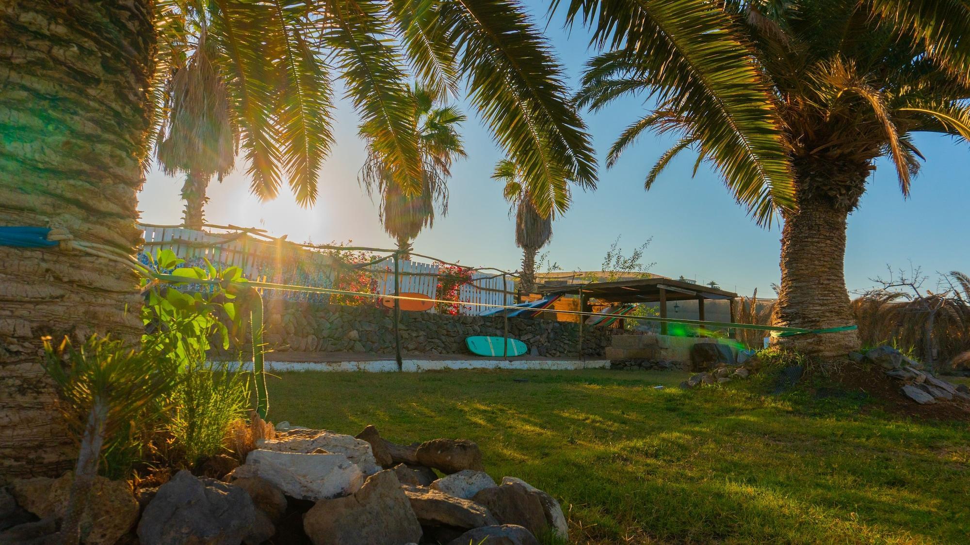 Vista Exterior Twin Fin Surf Camp - Hostel