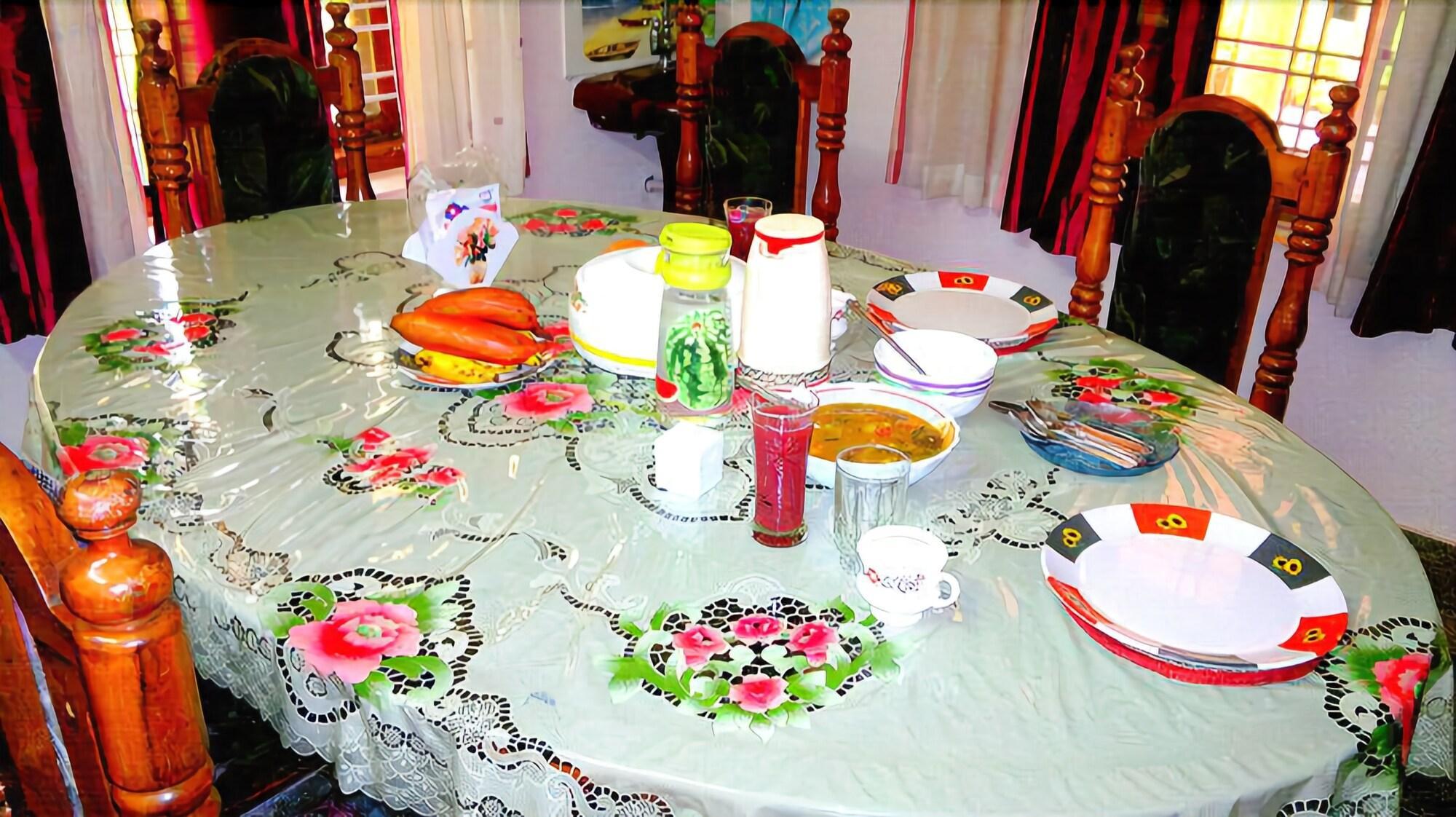 Restaurant Ganesh House Homestay