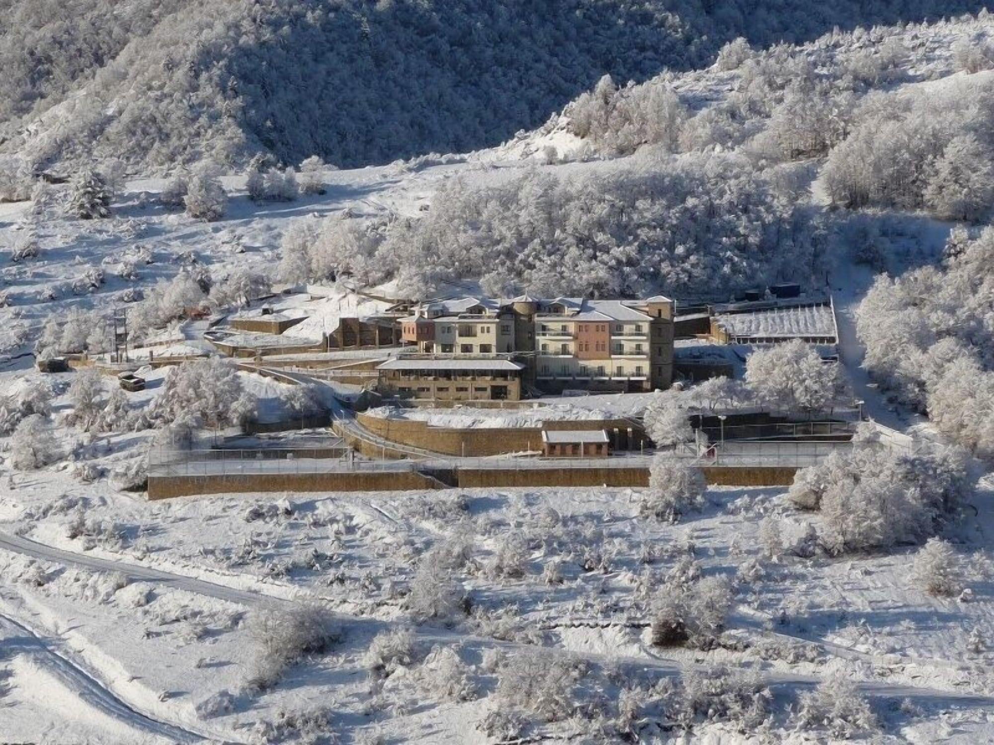 Afkos Grammos Luxury Boutique Hotel Nestorio | Hoteles en Despegar