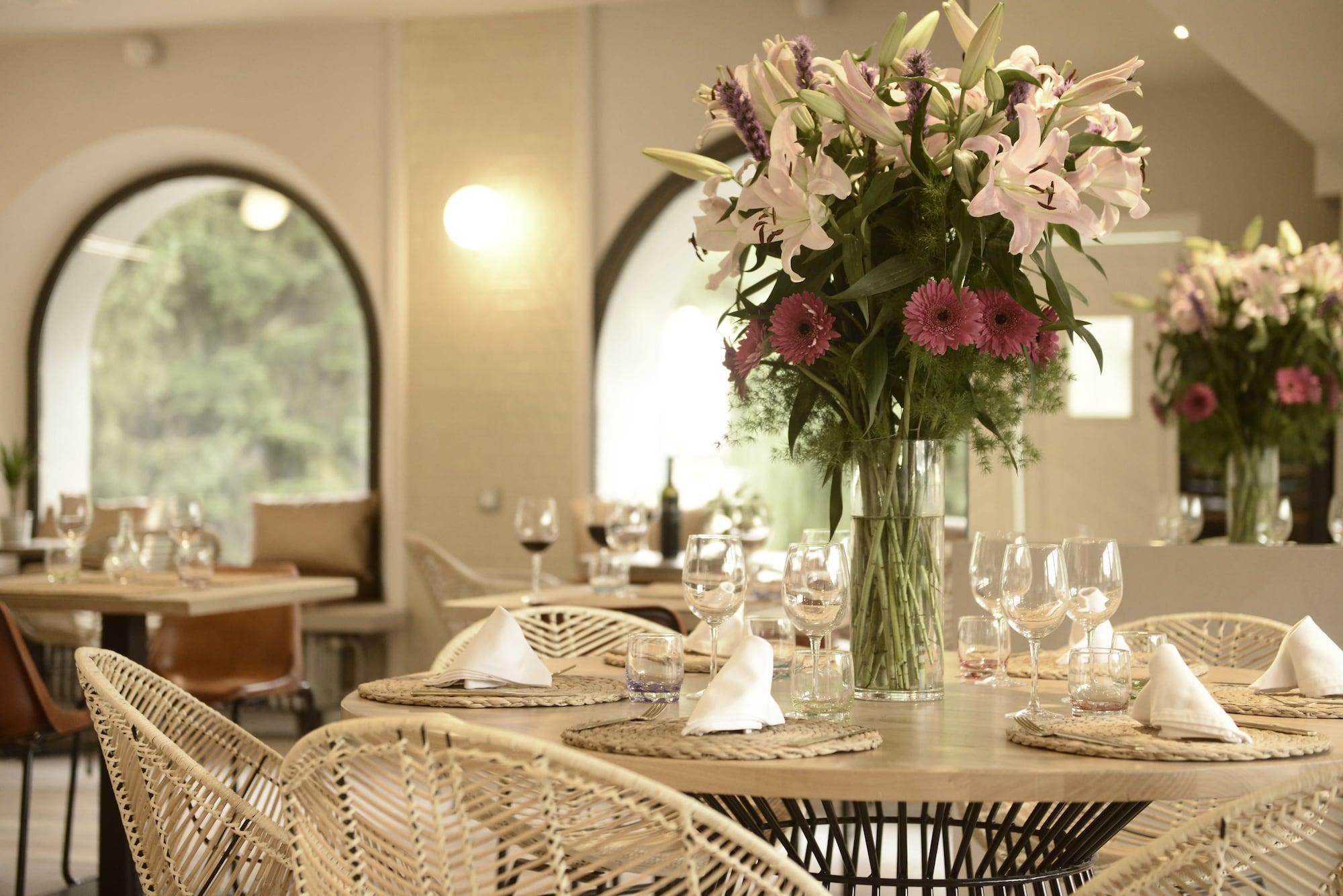 Centro de Negocios Casa Moma 1948