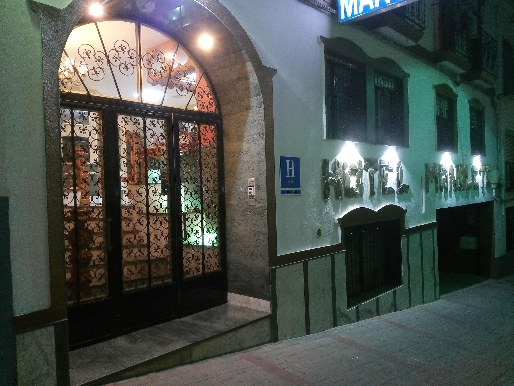 Vista Exterior Hotel Manolete