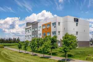 Alojamiento - Quality Inn & Suites